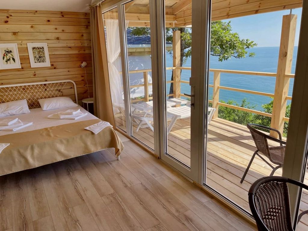 На высоте — Дом База отдыха  в Туапсе с видом на море