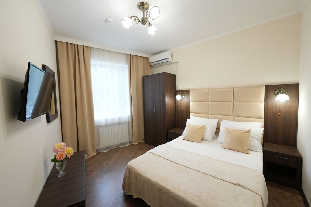 Априори — Семейный номер люкс двухкомнатный