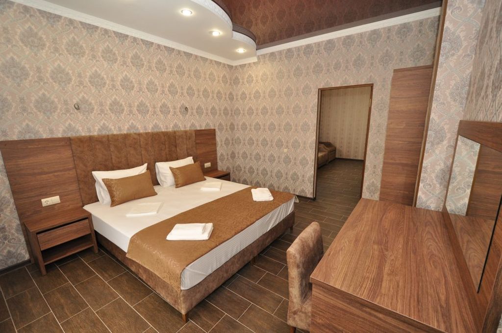 Манэ — Семейный номер двухкомнатный