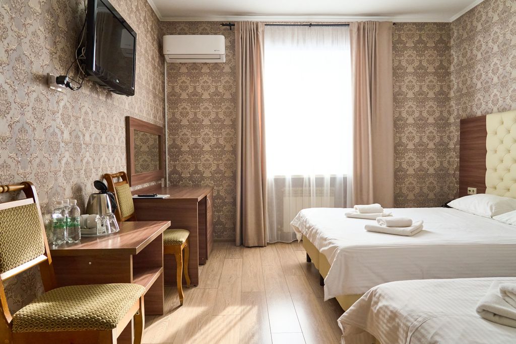 Castro — Семейный номер стандарт