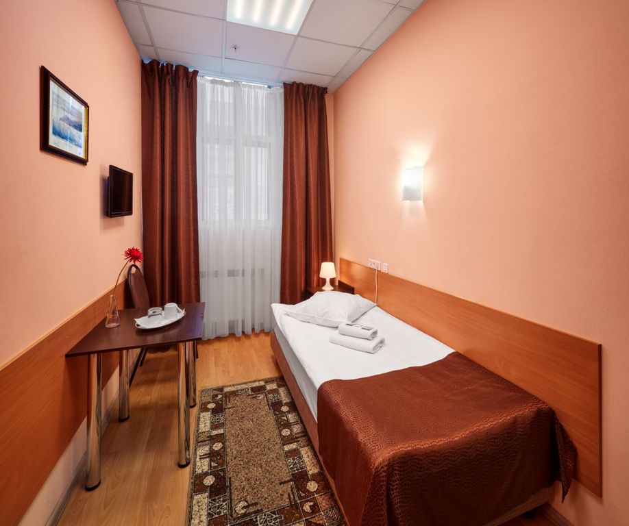 ГородОтель — Одноместный номер с удобствами на блок