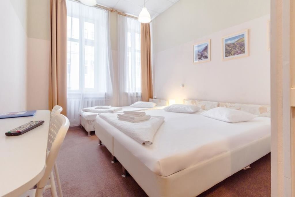 Арс-отель — Трёхместный номер Улучшенный