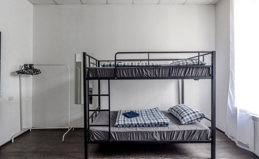 Терраса 10Л — Многоместный женский номер 6-местный (верхнее место)