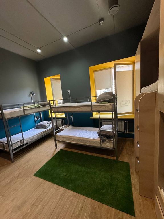 Воздух — Многоместный мужской номер Общий мужской номер