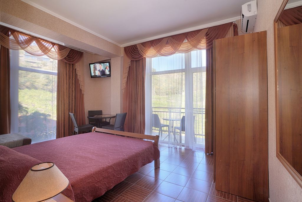 Аннигора — Четырёхместный номер Двухкомнатный, полулюкс