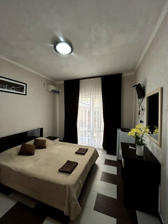 Полина — Комната