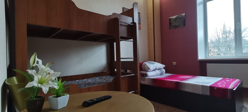 Юганка — Семейный номер улучшенный с видом на город