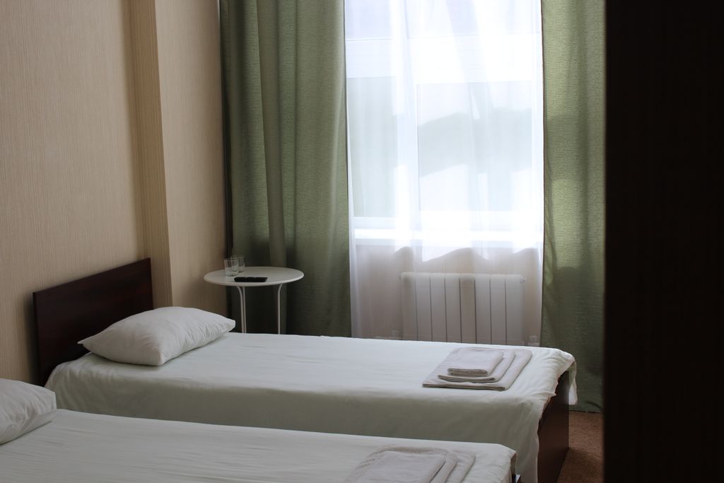 Парус — Двухместный номер с 2 отдельными кроватями стандартный