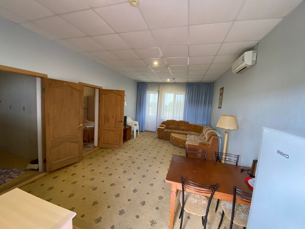 Радуга — Четырёхместный номер люкс