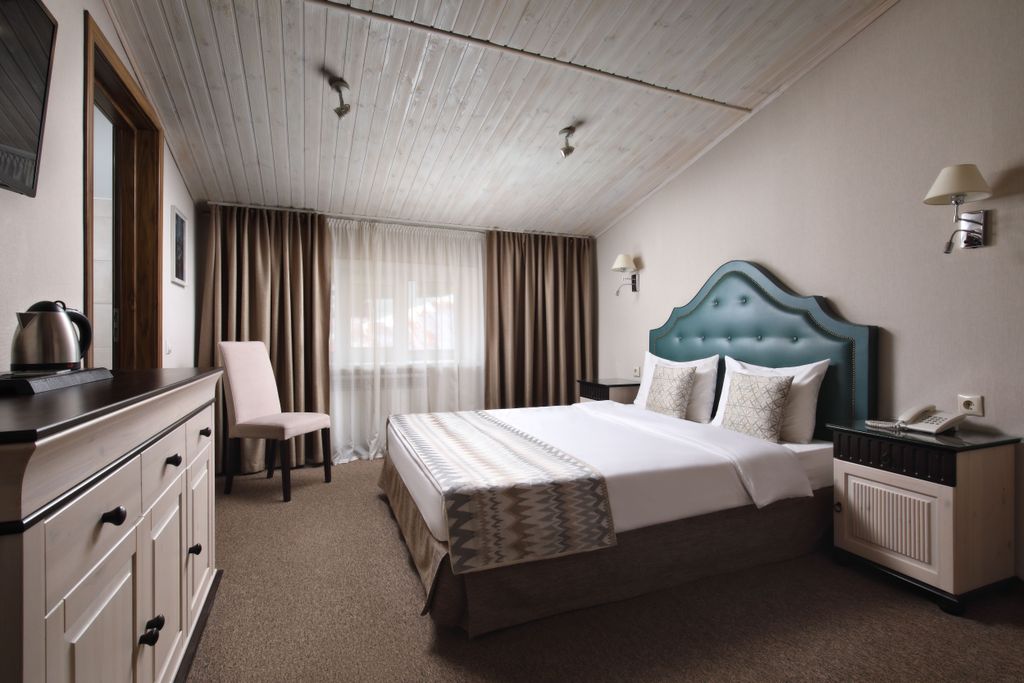 Андерсен — Двухместный номер с 1 кроватью мансардный, Завтрак Шведский стол включен