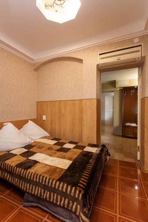 На Шевченко — Семейный номер