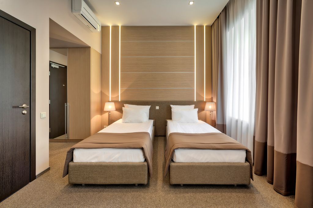 1852 — Двухместный номер с 2 отдельными кроватями стандарт