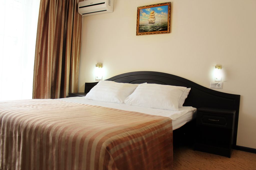 Ява — Четырёхместный номер улучшенный