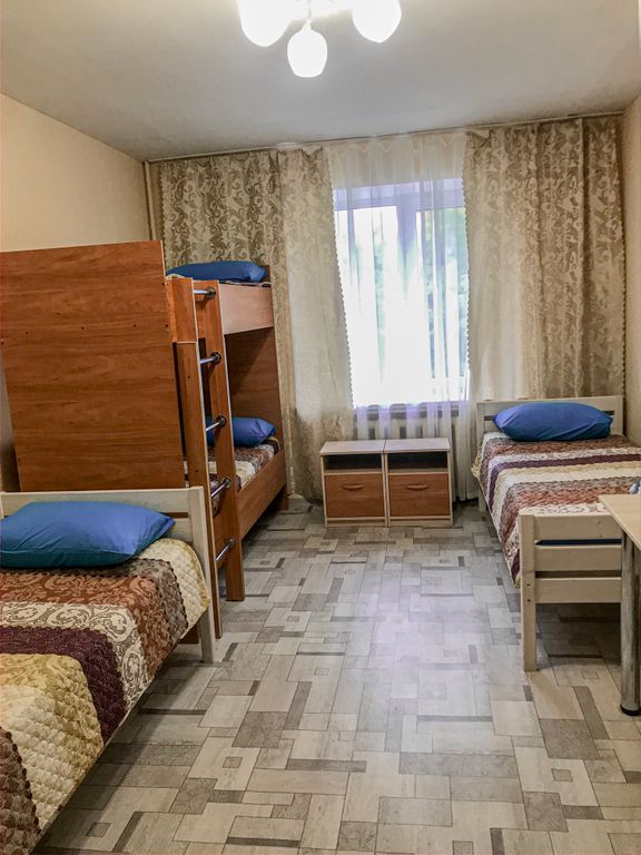 Жемчужная лагуна — Многоместный смешанный номер Кровать в мужском 4х местном номере