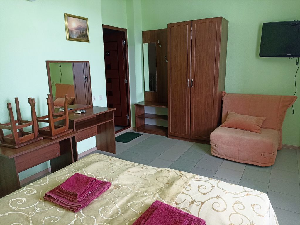 Green — Двухместный номер с 2 отдельными кроватями стандарт улучшенный