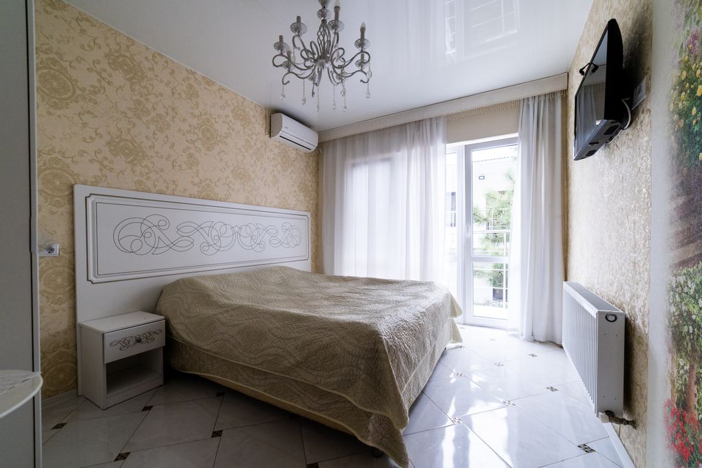 Уют — Двухместный номер с 1 кроватью с балконом с доп.местами