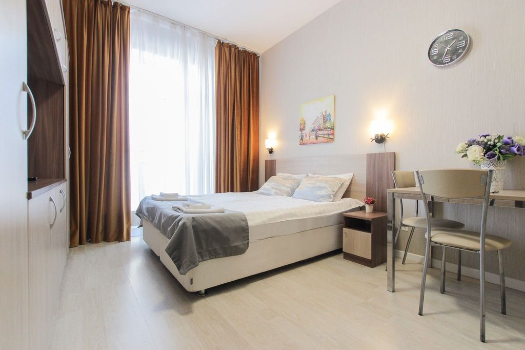 ЛунаПулково — Апартаменты студия с французским балконом