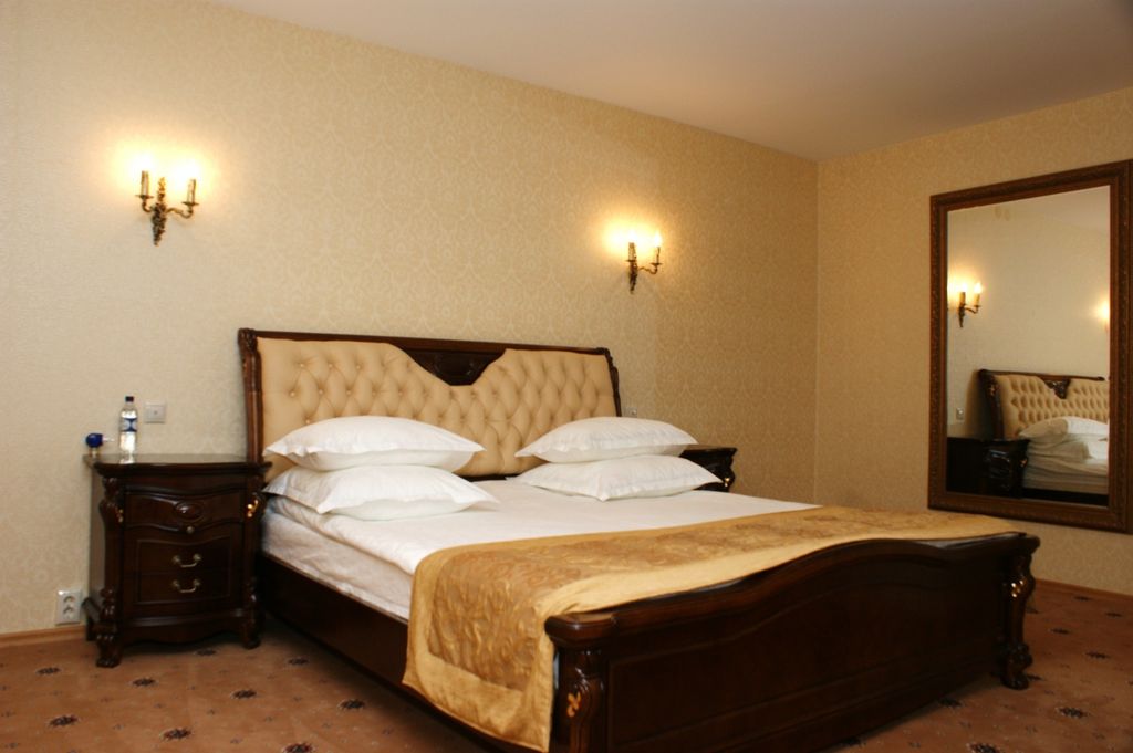 Аристократ — Двухместный номер с 1 кроватью стандарт