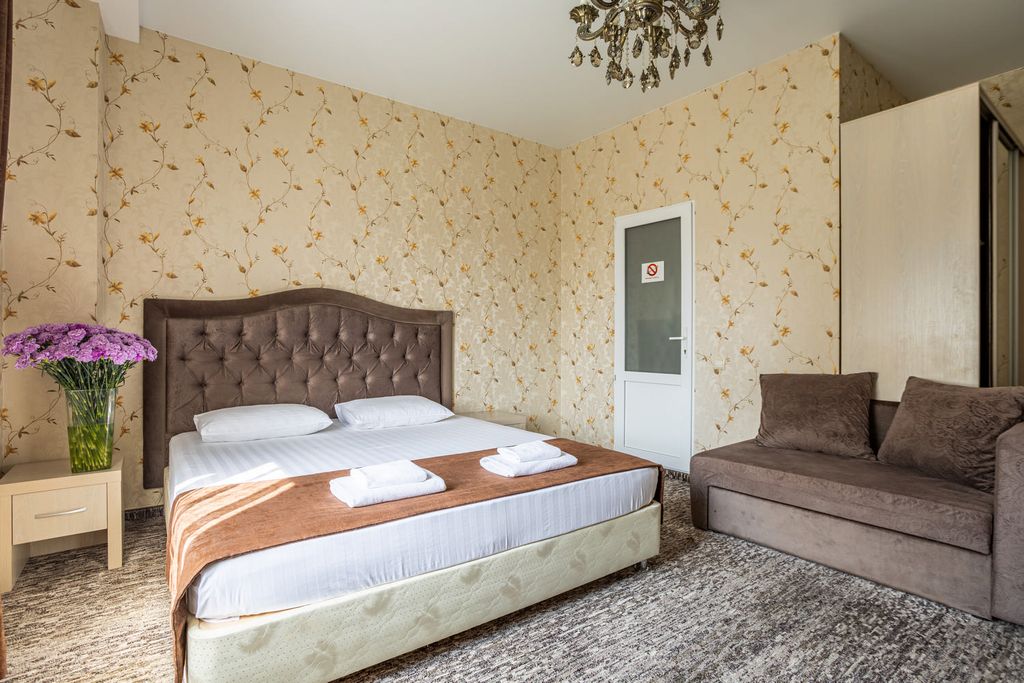 Semily Hotel — Трёхместный номер стандарт