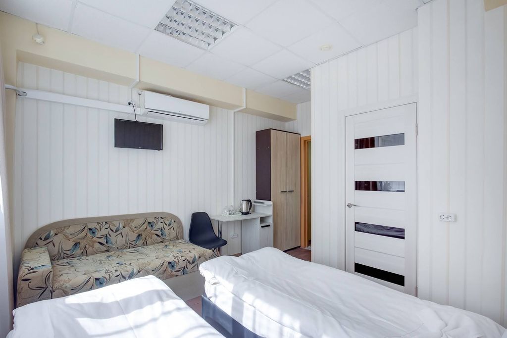 Финист — Семейный номер улучшенный с видом на город