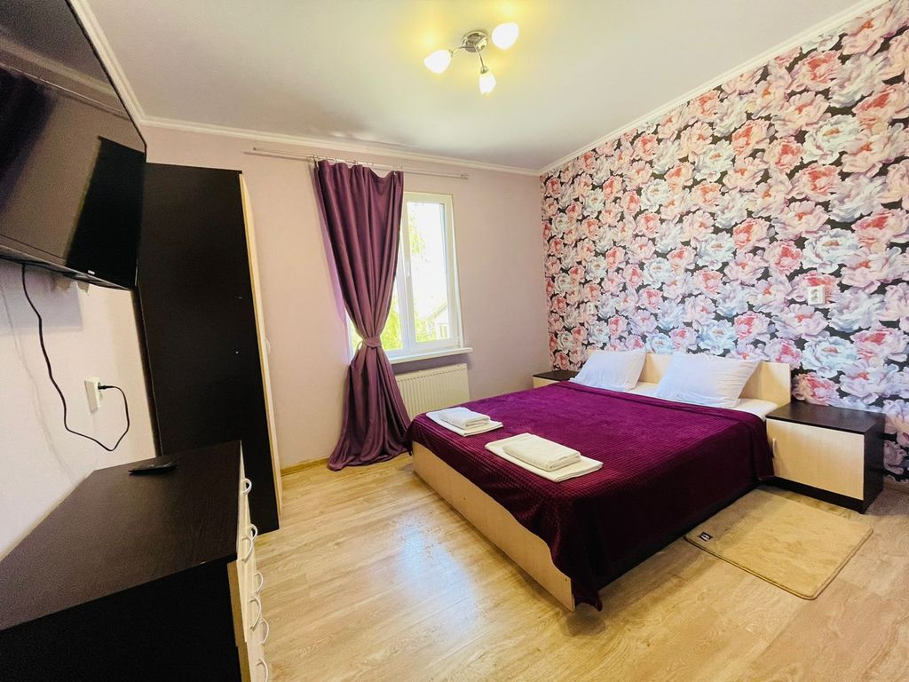 Огонёк — Двухместный номер с 1 кроватью дизайнерская Студия №6 Пионы