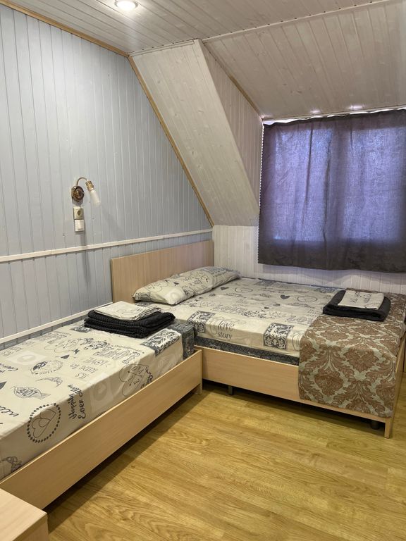 Два Перца — Трёхместный номер