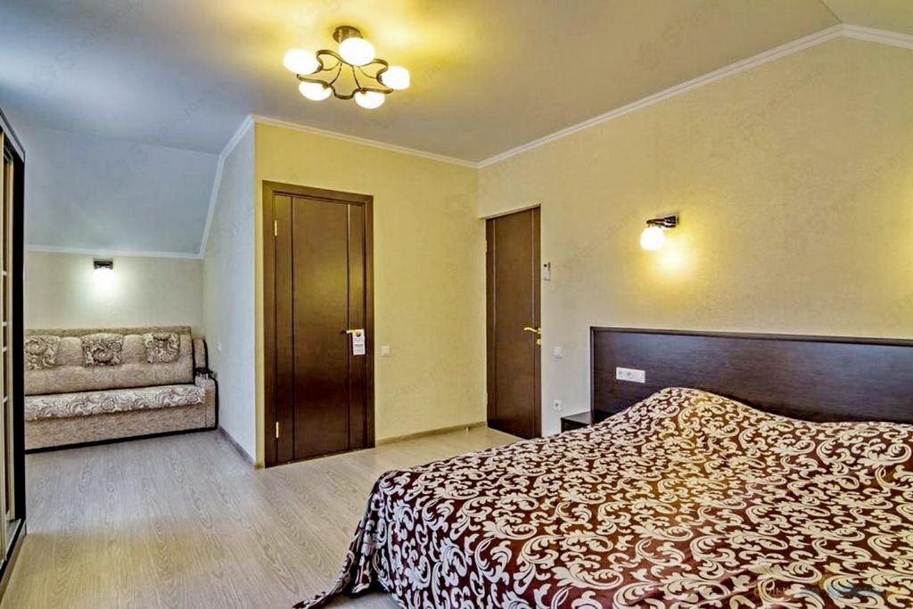 Хелена — Четырёхместный номер стандарт