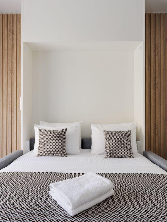 Россиянка — Трёхместный номер Junior Suite Park View с балконом