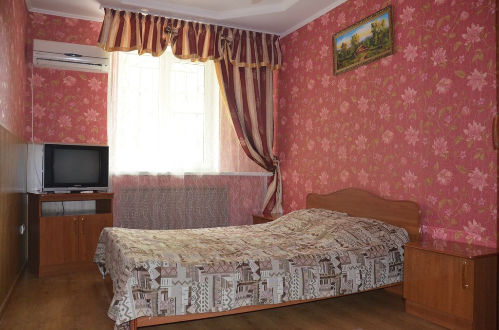 Кубаночка — Двухместный номер с 1 кроватью Двухместный Superion-эконом с одной общей или 2 отдельными кроватями