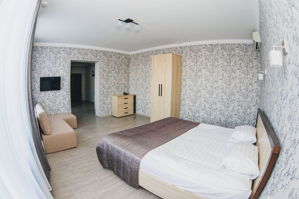 Паустовский — Апартаменты