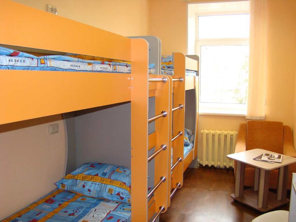 Арбуз — Многоместный женский номер место в 4х местном номере