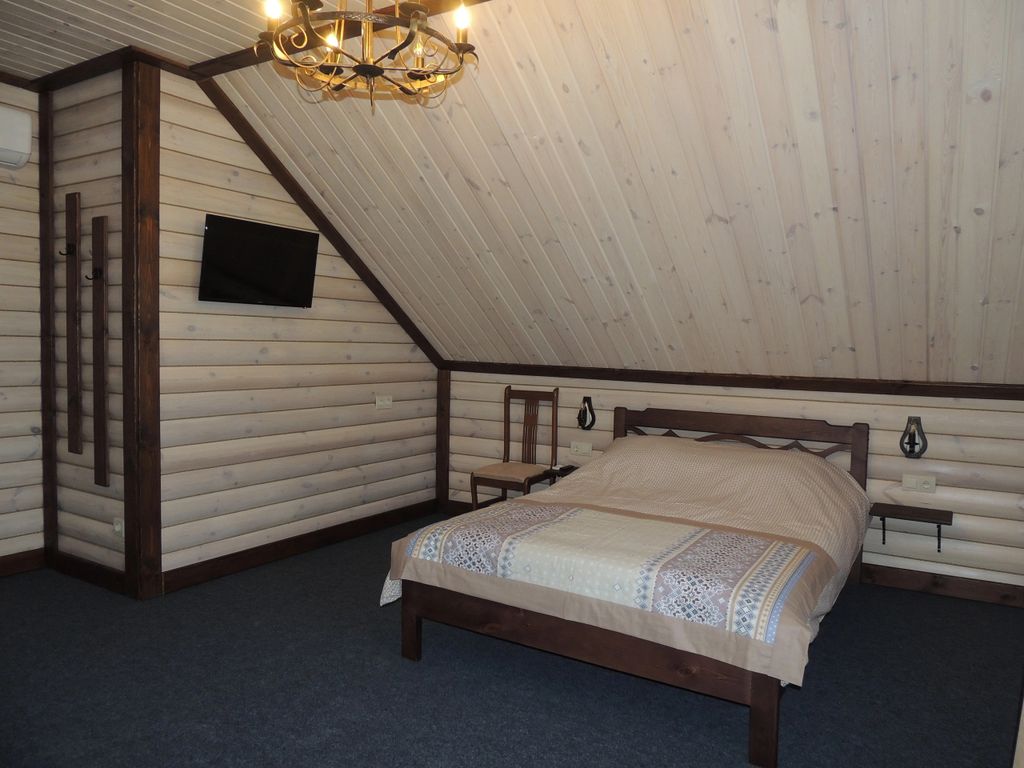 Изба-Агафоновых — Семейный номер четвертый