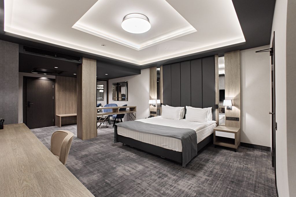 Мегаполис — Четырёхместный номер улучшенный