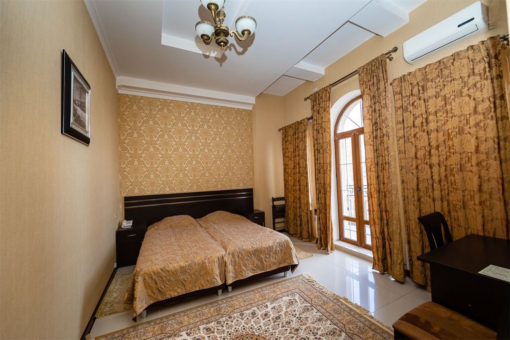 Крепость — Двухместный номер с 1 кроватью или 2 отдельными кроватями полулюкс с балконом