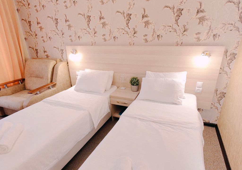 Семь Адмиралов — Трёхместный номер стандарт