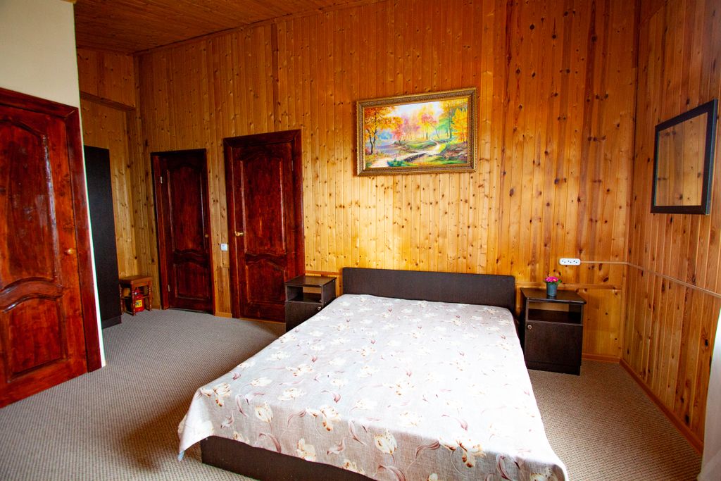 Шарлоотка — Семейный номер люкс с балконом