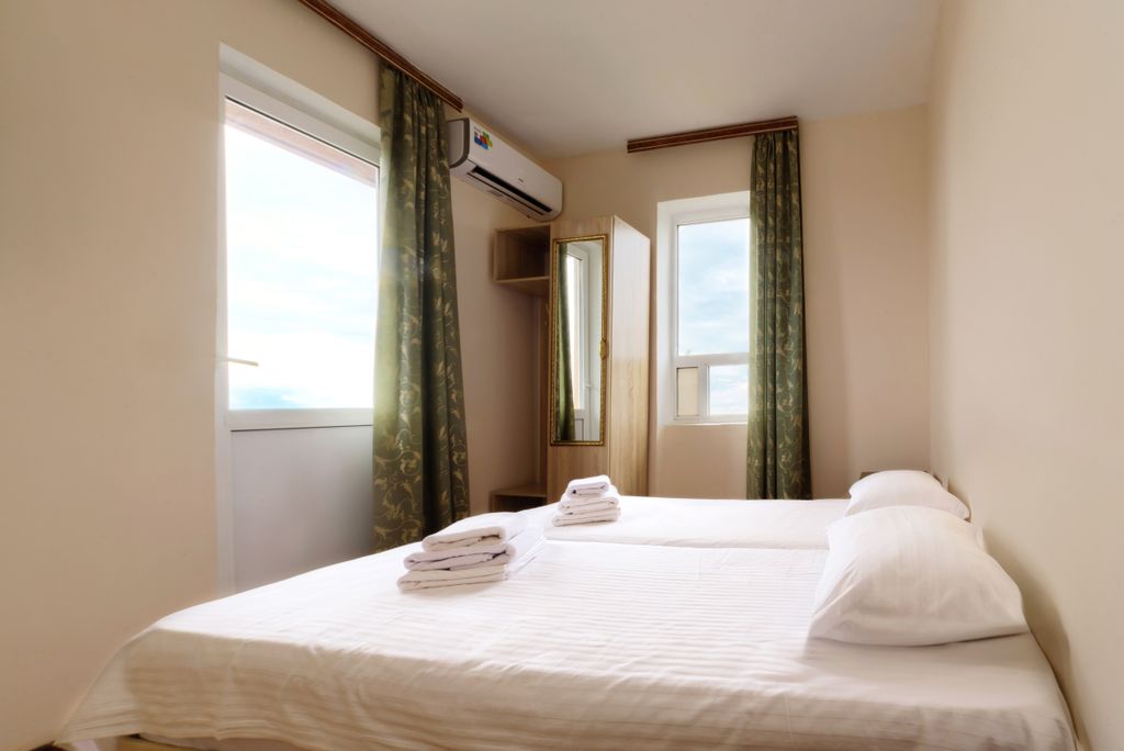 Рубас — Двухместный номер с 2 отдельными кроватями эконом СССР 3 корпус