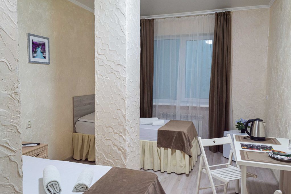 Лабиринт — Двухместный номер с 2 отдельными кроватями эконом