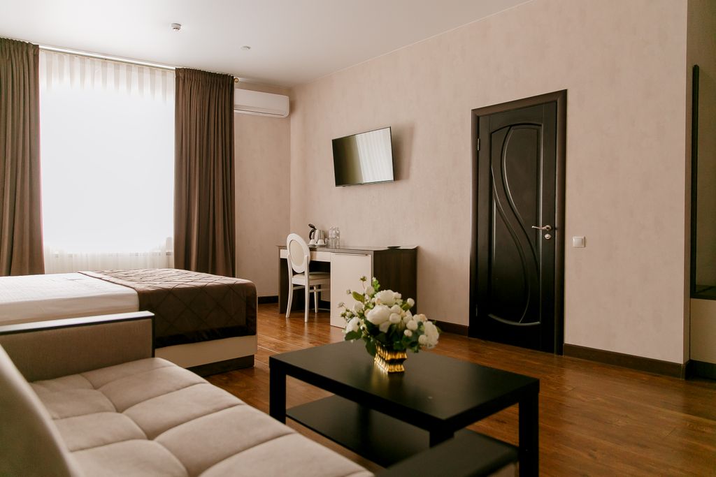 Дали — Семейный номер люкс с видом на горы