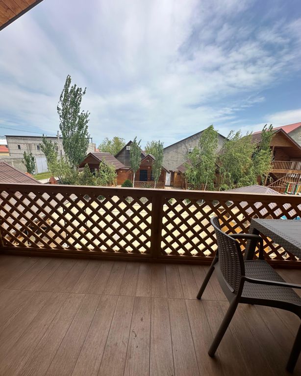 Holidays — Четырёхместный номер студия на втором