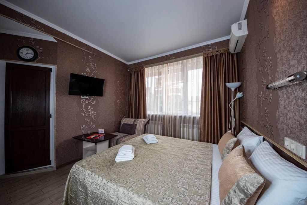 На Тюльпанов, 6 — Двухместный номер с 1 кроватью стандарт