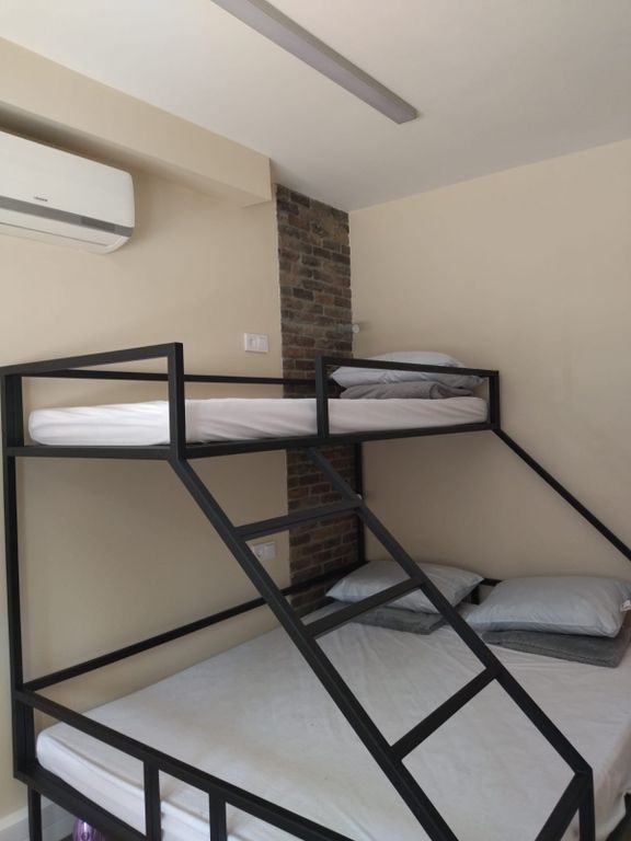 Re Hostel Premium — Трёхместный номер семейный номер