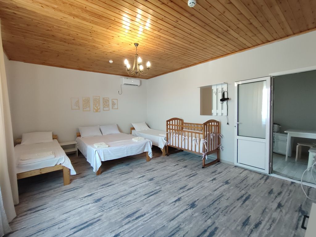 Эко-Дом — Четырёхместный номер стандарт