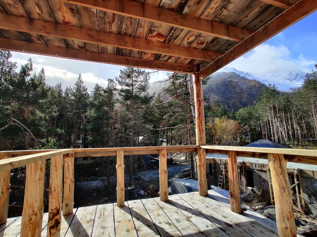 Эльбрус — Дом на 10 человек