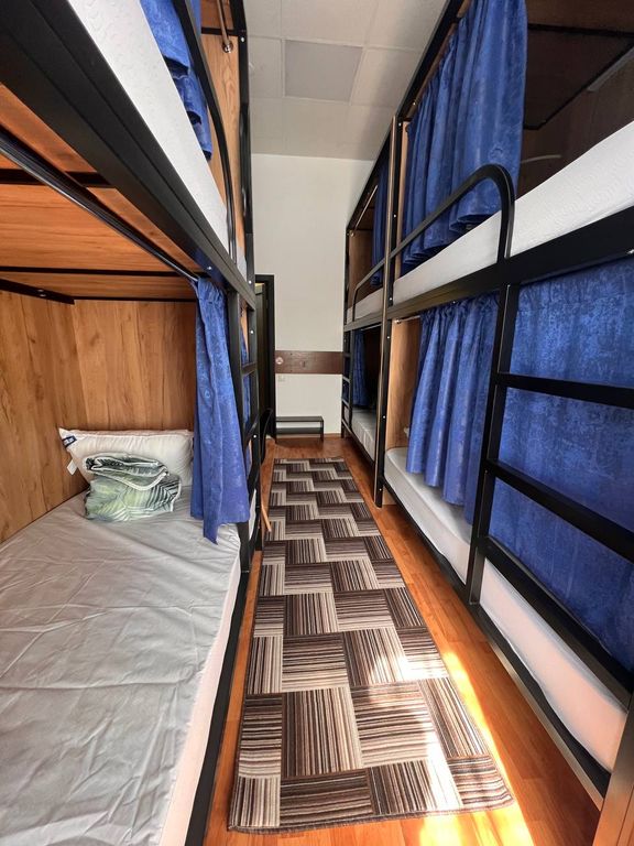 Престиж — Многоместный мужской номер эконом (душ/туалет общий)