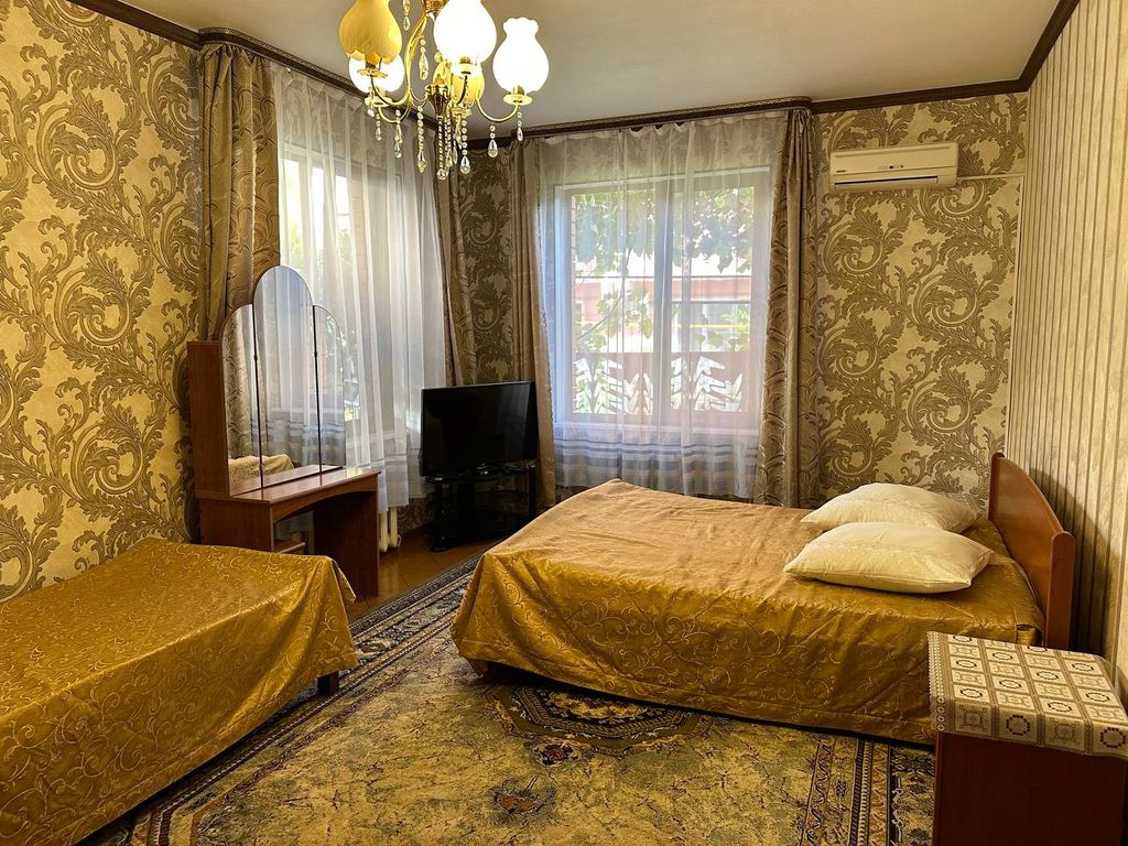 Светлана — Трёхместный номер полулюкс