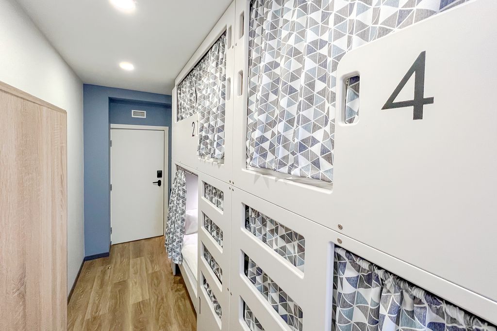 Друзья Граффити — Многоместный женский номер стандарт