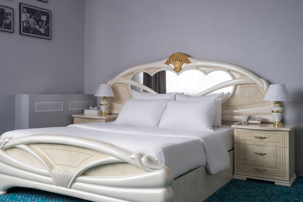 Marins Ростов-на-Дону — Четырёхместный номер люкс