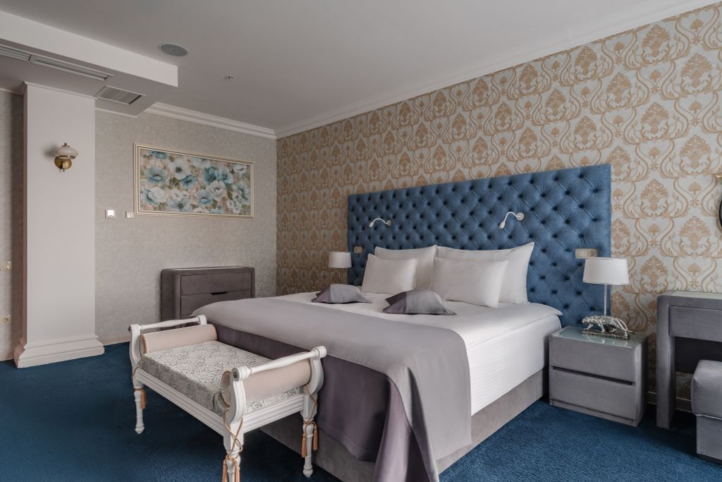 Гранд-отель Marins Астрахань — Апартаменты люкс