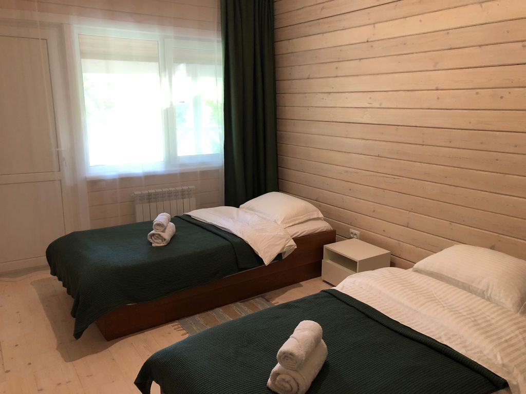 Воздух — Двухместный номер с 2 отдельными кроватями номер стандарт с универсальными кроватями